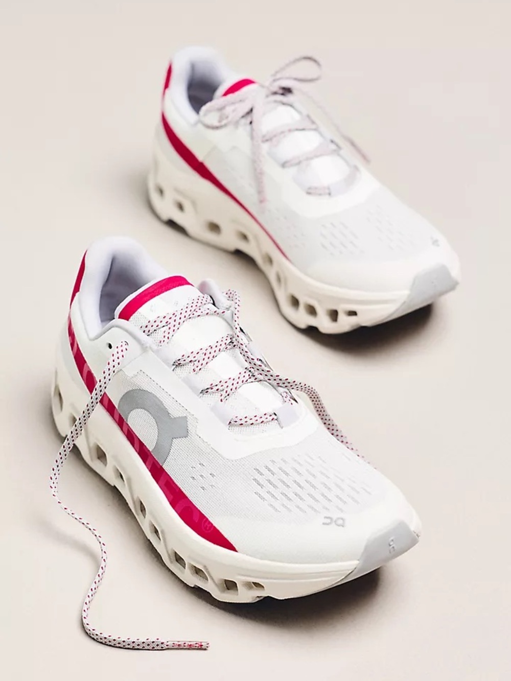 NWT On Running Cloudmonster Women’s  — Ivory/Grenadine size 7.5